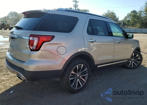 2017 Ford Explorer Platinum z USA, uszkodzony, nr VIN 1FM5K8HT7HGA15803